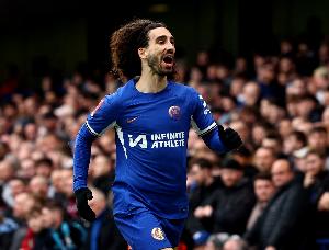 库库:埃斯特旺虽年轻但非常成熟,我们阵容强大期望能成就非凡 库库:埃斯特旺虽年轻但非常成熟,我们阵容强大期望能成就非凡