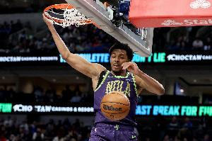 名记:勇士得到墨菲的可能性几乎为0 鹈鹕要价多个首轮+青年才俊 名记:勇士得到墨菲的可能性几乎为0 鹈鹕要价多个首轮+青年才俊