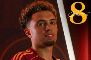 艾纳维:罗马主场气氛超出预期,无论首发或替补我都随时做好准备 艾纳维:罗马主场气氛超出预期,无论首发或替补我都随时做好准备