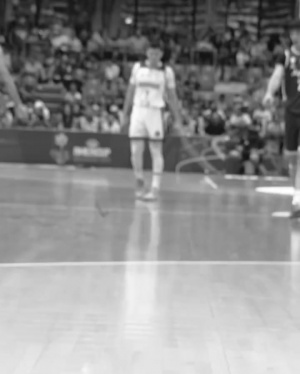 快去请马努老祖!美洲杯阿根廷vs尼加拉瓜赛场惊现蝙蝠 快去请马努老祖!美洲杯阿根廷vs尼加拉瓜赛场惊现蝙蝠