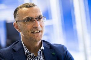 贝尔戈米:国米的新援中没人能踢首发,球队会继续使用352阵型 贝尔戈米:国米的新援中没人能踢首发,球队会继续使用352阵型