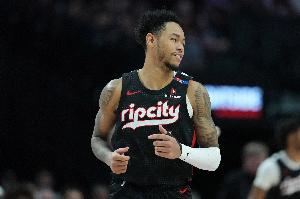 美记:76人和掘金对凯尔特人后卫安芬尼-西蒙斯有兴趣 美记:76人和掘金对凯尔特人后卫安芬尼-西蒙斯有兴趣