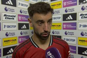 B费:我们来这是为了赢球&不满足只拿1分,失点那脚踢得太差 B费:我们来这是为了赢球&不满足只拿1分,失点那脚踢得太差