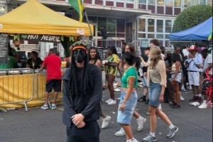 吧友能认出来吗?帕尔默乔装打扮,参加嘉年华活动 吧友能认出来吗?帕尔默乔装打扮,参加嘉年华活动