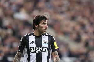 米体:托纳利受伤,能否入选意大利国家队成疑 米体:托纳利受伤,能否入选意大利国家队成疑