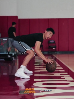 崔永熙继续努力康复训练 上脚新款科比三代Protro战靴 崔永熙继续努力康复训练 上脚新款科比三代Protro战靴