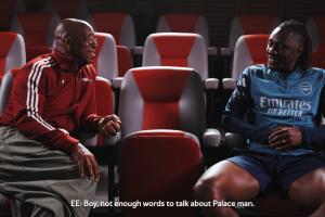 赖特:水晶宫主席前几天给我打电话,说他为埃泽感到高兴和激动 赖特:水晶宫主席前几天给我打电话,说他为埃泽感到高兴和激动