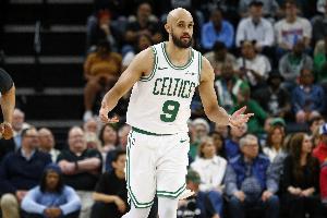 德里克-怀特:我不会对自己的2K能力值不满 87就很不错 德里克-怀特:我不会对自己的2K能力值不满 87就很不错