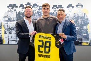 罗马诺:安塞尔米诺租借加盟多特协议中无买断选项 罗马诺:安塞尔米诺租借加盟多特协议中无买断选项