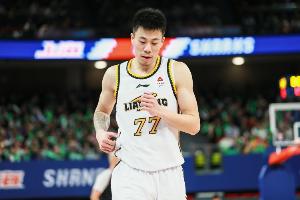 媒体人:张镇麟敢于在自己的当打之年走出舒适区 这需要勇气 媒体人:张镇麟敢于在自己的当打之年走出舒适区 这需要勇气