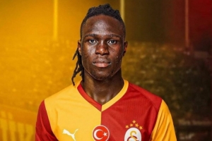 记者:加拉塔萨雷引进摩纳哥中卫辛格达协议,转会费3000万欧 记者:加拉塔萨雷引进摩纳哥中卫辛格达协议,转会费3000万欧