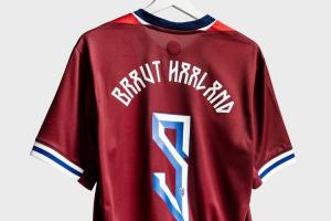 哈兰德改名了?!哈兰德更改在挪威队印字:增加中间名“布劳特” 哈兰德改名了?!哈兰德更改在挪威队印字:增加中间名“布劳特”