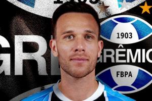 成累赘😢29岁阿图尔连续四年被外租,巅峰身价7000万现仅500万 成累赘😢29岁阿图尔连续四年被外租,巅峰身价7000万现仅500万