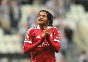 月薪1200镑!TA:恩古莫哈17岁才能签职业合同 新人上限年薪5.2万 月薪1200镑!TA:恩古莫哈17岁才能签职业合同 新人上限年薪5.2万