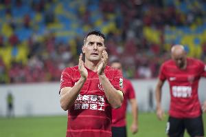 韩媒:周定洋与蓉城续约破裂!周想维持200万欧年薪&蓉城要他降薪 韩媒:周定洋与蓉城续约破裂!周想维持200万欧年薪&蓉城要他降薪