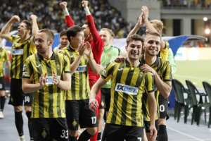 离中国新疆不远的球队,闯入了欧冠正赛,我们去现场看欧冠吧! 离中国新疆不远的球队,闯入了欧冠正赛,我们去现场看欧冠吧!