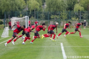 东北平原到云贵高原 亚泰将士积极备战克服高原反应