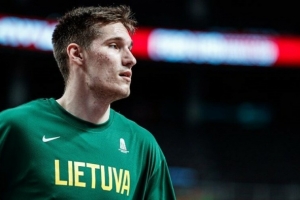 曾签约76人!图贝利斯10中8高效贡献17分7板2断 正负值+4 曾签约76人!图贝利斯10中8高效贡献17分7板2断 正负值+4