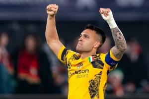 纽卡有意劳塔罗?经纪人:劳塔罗在国米很开心,有些问题无需答案 纽卡有意劳塔罗?经纪人:劳塔罗在国米很开心,有些问题无需答案