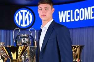 记者:俄超球队泽尼特开启帕拉西奥斯转会谈判,国米想永久出售 记者:俄超球队泽尼特开启帕拉西奥斯转会谈判,国米想永久出售