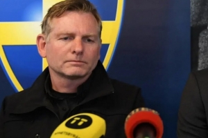 瑞典警长:有英超球员涉嫌操纵比赛,下注内容包括黄牌、角球等 瑞典警长:有英超球员涉嫌操纵比赛,下注内容包括黄牌、角球等