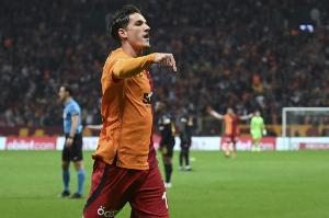 加拉塔萨雷队内外援人数超标,扎尼奥洛父亲:乌迪内斯已开出报价 加拉塔萨雷队内外援人数超标,扎尼奥洛父亲:乌迪内斯已开出报价