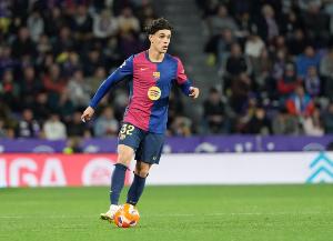 世体:巴萨小将福特将租借加盟马洛卡,但得等马菲奥离队才能推进 世体:巴萨小将福特将租借加盟马洛卡,但得等马菲奥离队才能推进