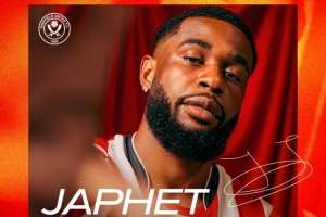 官方:谢菲联签下米尔沃尔26岁中卫坦甘加,签三年合同 官方:谢菲联签下米尔沃尔26岁中卫坦甘加,签三年合同