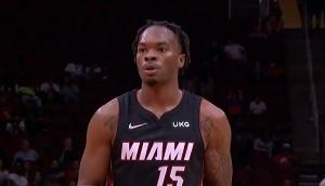 NBA谁还缺人?加洛韦崩盘 贾旺特-斯玛特13中9轰27分率美国队晋级 NBA谁还缺人?加洛韦崩盘 贾旺特-斯玛特13中9轰27分率美国队晋级