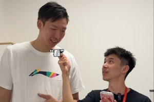 赚320块见好就收~周琦NBA问答:GOAT是詹姆斯 最喜欢杜兰特 赚320块见好就收~周琦NBA问答:GOAT是詹姆斯 最喜欢杜兰特