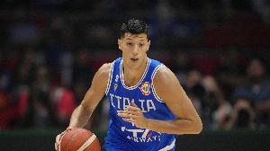 意大利阵中唯一NBA球员?丰泰基奥11中1仅4分5板3断 一度10中0 意大利阵中唯一NBA球员?丰泰基奥11中1仅4分5板3断 一度10中0