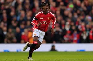 不肯放人!罗马诺:曼联拒绝梅努离队请求,他们希望球员留队竞争 不肯放人!罗马诺:曼联拒绝梅努离队请求,他们希望球员留队竞争