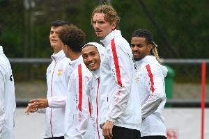 记者:纽卡将沃尔特马德视为伊萨克的替代者,还可能签维萨 记者:纽卡将沃尔特马德视为伊萨克的替代者,还可能签维萨