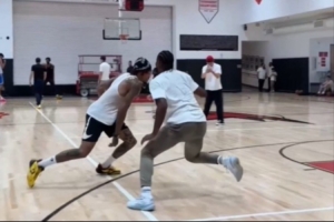 干货教学局!拉文&马克西&乌布雷休赛期高强度1V1单挑训练 干货教学局!拉文&马克西&乌布雷休赛期高强度1V1单挑训练