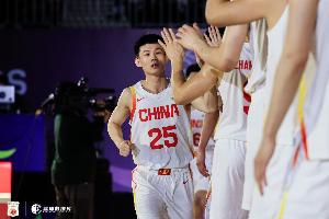 直播吧:北控&同曦在王岚嵚转会费上未能达成一致 出价相差1000万 直播吧:北控&同曦在王岚嵚转会费上未能达成一致 出价相差1000万