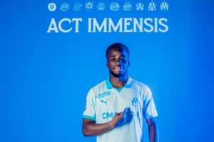 官方:马赛签下25岁伯恩茅斯中场H-特拉奥雷 官方:马赛签下25岁伯恩茅斯中场H-特拉奥雷