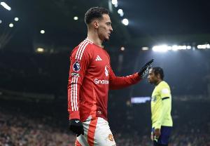 报价2500万+50%二转!罗马诺:贝蒂斯从未谈妥安东尼,阻碍是高薪 报价2500万+50%二转!罗马诺:贝蒂斯从未谈妥安东尼,阻碍是高薪