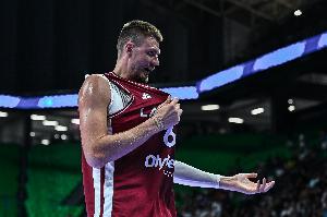 险胜爱沙尼亚!波津:一场硬仗 打得不算漂亮但很开心赢下比赛 险胜爱沙尼亚!波津:一场硬仗 打得不算漂亮但很开心赢下比赛