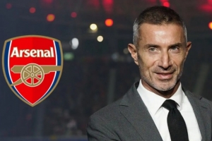 枪手最佳引援!贝尔塔20多岁时放弃银行工作投身足球,把母亲气晕 枪手最佳引援!贝尔塔20多岁时放弃银行工作投身足球,把母亲气晕