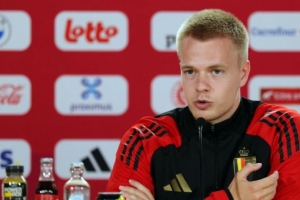 罗马诺:马赛150万欧租借费尔梅伦,包含2000万欧选择性买断 罗马诺:马赛150万欧租借费尔梅伦,包含2000万欧选择性买断