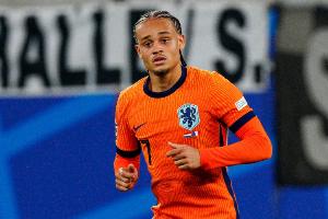 标晚:西蒙斯赶不上出战伯恩茅斯,热刺赛前会向球迷介绍他 标晚:西蒙斯赶不上出战伯恩茅斯,热刺赛前会向球迷介绍他