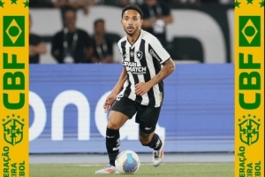 巴西国家队官方:取消征召万德森,补招博塔弗戈右后卫维蒂尼奥 巴西国家队官方:取消征召万德森,补招博塔弗戈右后卫维蒂尼奥