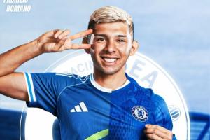 Here we go！罗马诺：切尔西母公司签下恩西索，球员去斯特拉斯堡