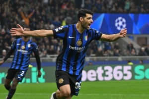 迪马:奥林匹亚科斯和里昂对塔雷米越来越感兴趣,前者明显领先 迪马:奥林匹亚科斯和里昂对塔雷米越来越感兴趣,前者明显领先