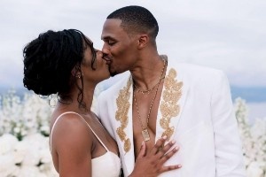 威少晒与妻子结婚照:为10周年干杯!祝愿我们度过更多周年纪念日 威少晒与妻子结婚照:为10周年干杯!祝愿我们度过更多周年纪念日