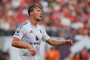 记者：霍伊伦还在与那不勒斯谈个人条款，体检暂定周日