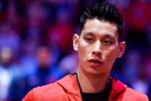 媒体人:林书豪从落选秀到总冠军的逆袭 像一部精心编写的励志剧本 媒体人:林书豪从落选秀到总冠军的逆袭 像一部精心编写的励志剧本