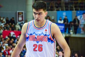 鲁吐布拉:7年转瞬即逝 有站上总决赛舞台的辉煌 有退赛时的不甘 鲁吐布拉:7年转瞬即逝 有站上总决赛舞台的辉煌 有退赛时的不甘