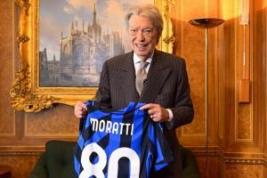 都体:国米前主席莫拉蒂已拔除气管插管,恢复自主呼吸功能 都体:国米前主席莫拉蒂已拔除气管插管,恢复自主呼吸功能