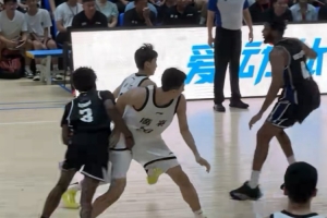 广东全运男篮队88-82复仇肯塔基美国明星队 徐杰25分10助 广东全运男篮队88-82复仇肯塔基美国明星队 徐杰25分10助